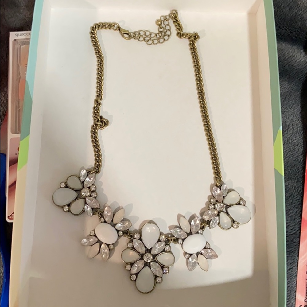 White Floral Necklace